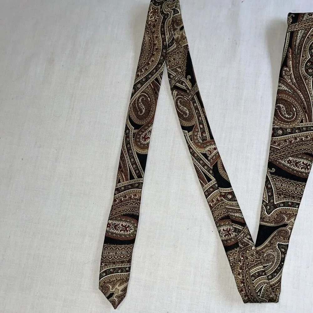 Pierre Balmain Men’s Dress Tie Size 56” Gold Paisley Business Formal City